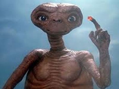 Após colidir com veículo no Trevo de Ceraíma motorista ouve línguas estranhas de alienígena