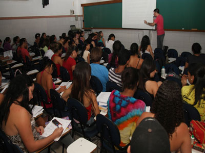 Bahia matricula 160 mil alunos em 1 dia