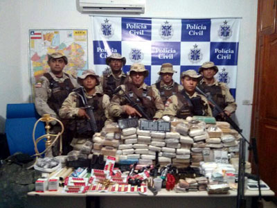 Bom Jesus da Lapa: Mega operação termina com saldo de dois mortos, apreensão de armas, munições e drogas