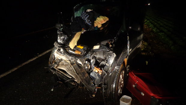 Três pessoas da mesma família morrem após acidente entre carro e ônibus