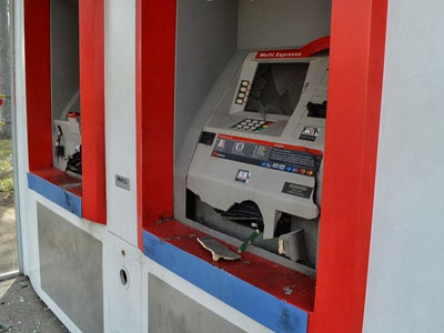 Assaltantes explodem caixa eletrônico em Itapetinga