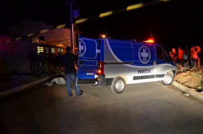 Mulher mata mulher a facadas em Conquista