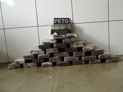 Polícia Civil apreende mais de 40 kg de maconha em Itapetinga