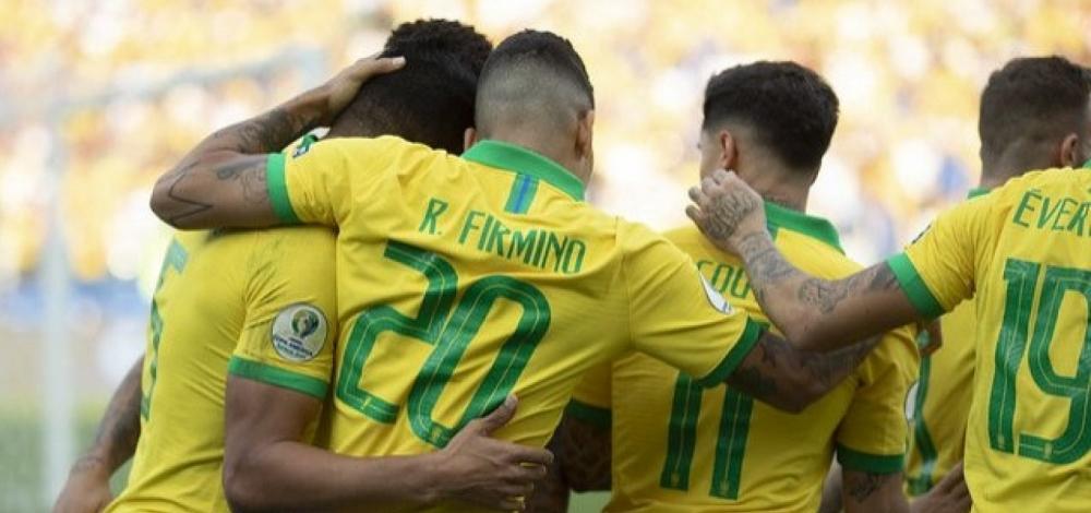 Seleção Brasileira encara Argentina por vaga na decisão da Copa América