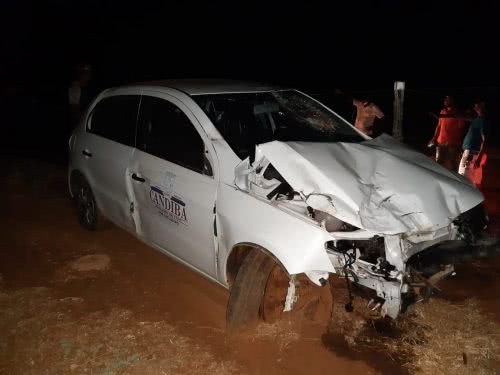 Carro da Prefeitura de Candiba se envolve em acidente na BA-612