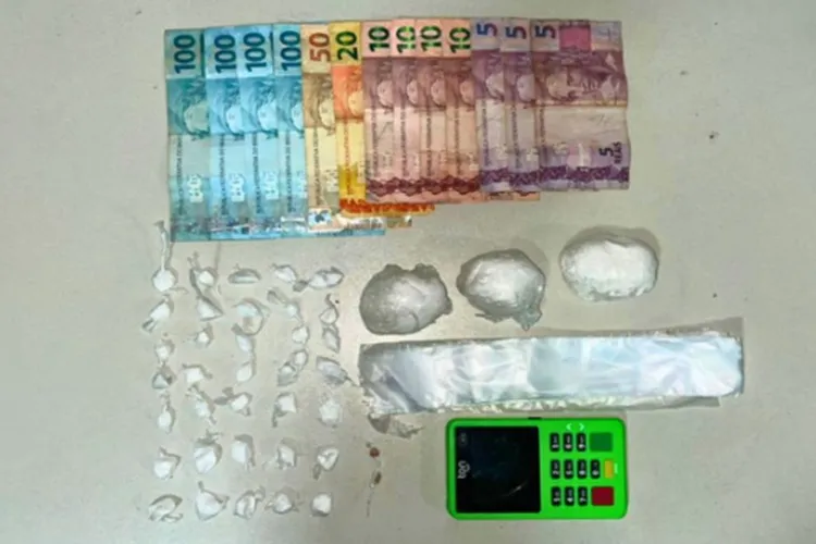 Rondesp prende suspeitos e apreende drogas em operação contra o tráfico em Bom Jesus da Lapa