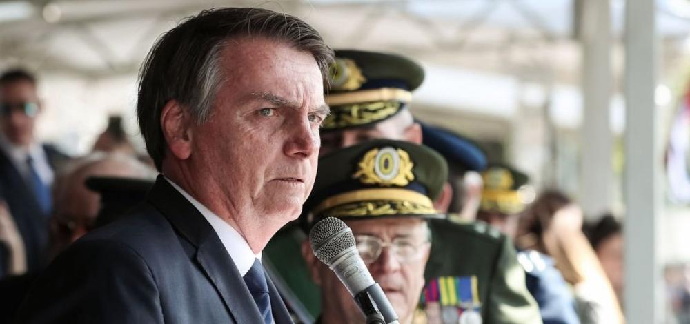Bolsonaro diz que deixaria o cargo caso fosse a vontade do povo
