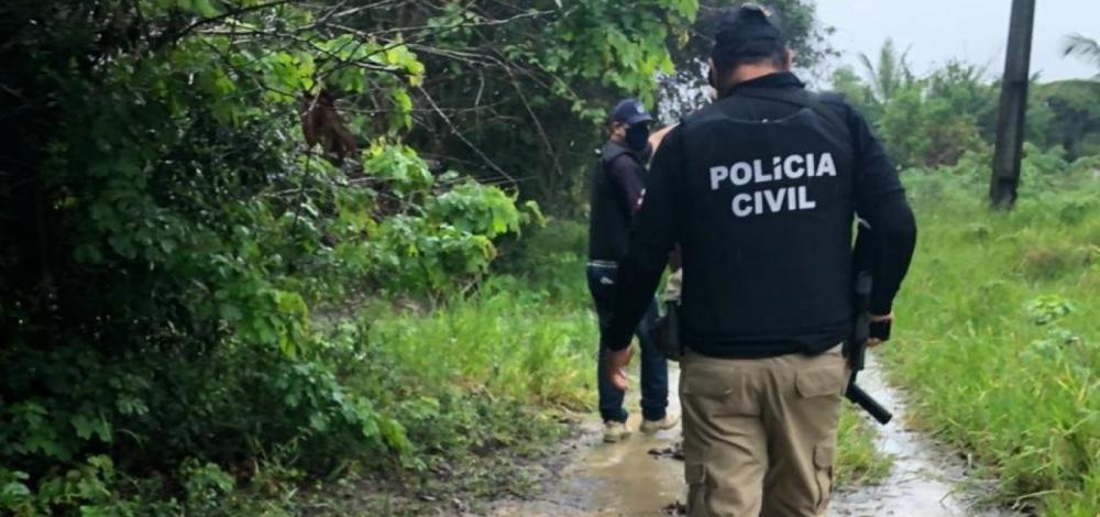Unum Corpus: Homem é preso depois de enterrar companheira viva