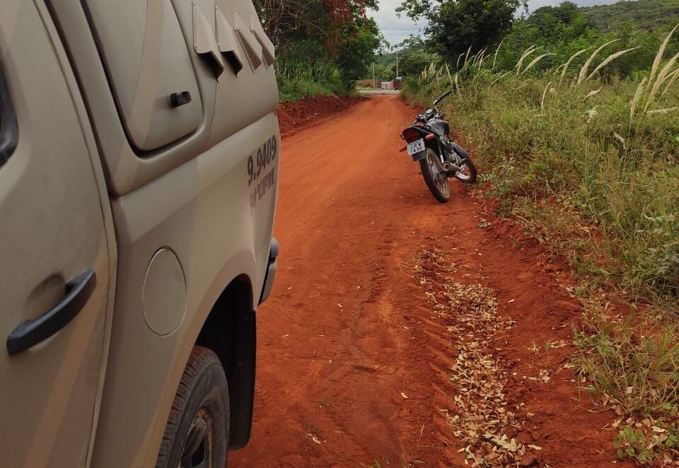 Polícia Militar recupera moto roubada em Ibiassucê