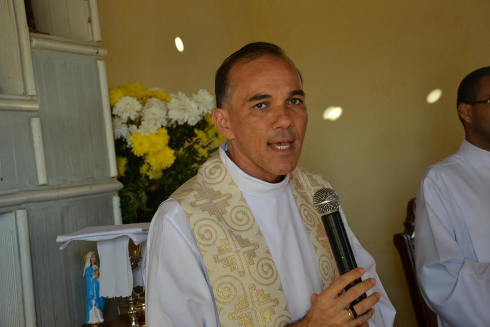 Motoristas e motociclistas caetiteenses participaram da procissão em louvor a São Cristóvão