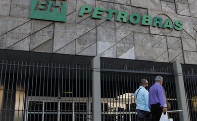 Petrobras quer elevar preço do gás natural em até quatro vezes em 2022