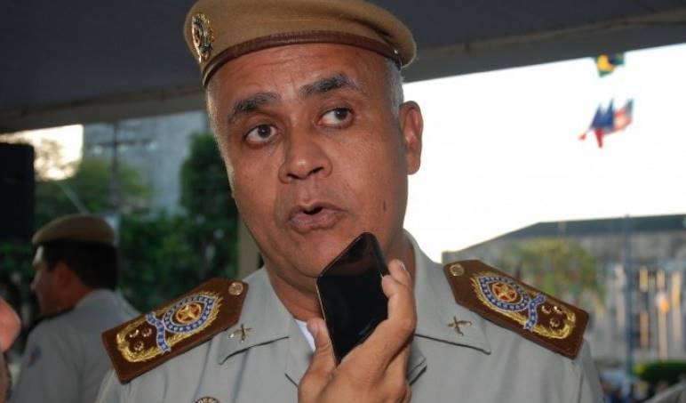 Comandante da PM nega paralisação de policiais militares baianos
