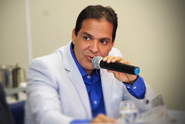 Deputado Eures Ribeiro anuncia pré-candidatura a prefeito em Bom Jesus da Lapa