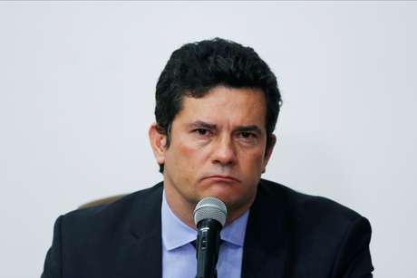 Moro pediu ajuda à Lava Jato quando já era ministro, indicam mensagens