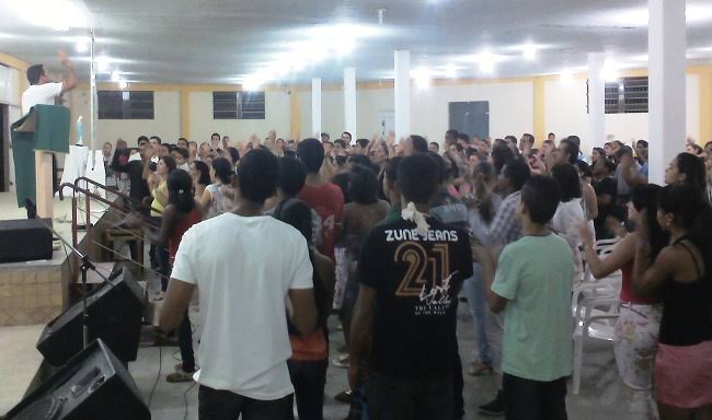 Incendeia Jovem Itinerante é realizado em diversos bairros de Caetité 