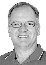 Matina: Candidato a vice-prefeito acumula cinco empregos públicos