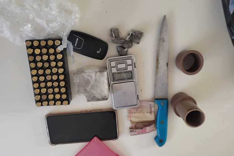 Caetité: Polícia Militar prende suspeito de tráfico de drogas 