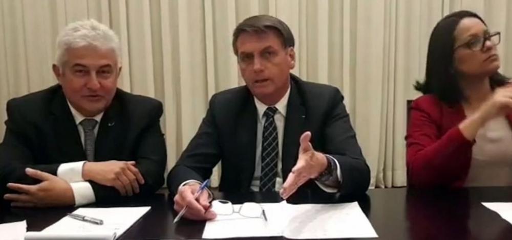 Bolsonaro anuncia projeto para legalização de garimpo