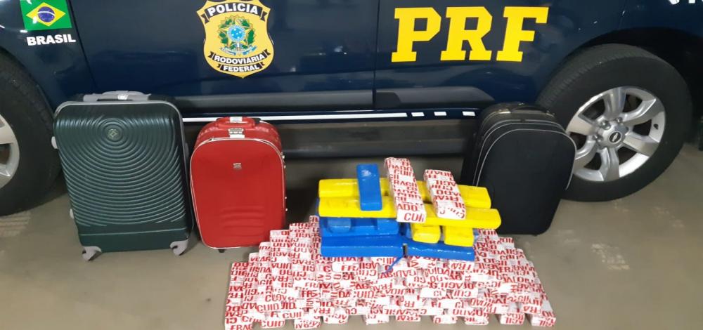 Mulher é presa transportando drogas em Vitória da Conquista