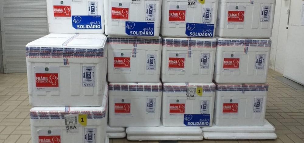 Bahia receberá mais 400 mil doses de vacinas contra Covid-19 neste sábado