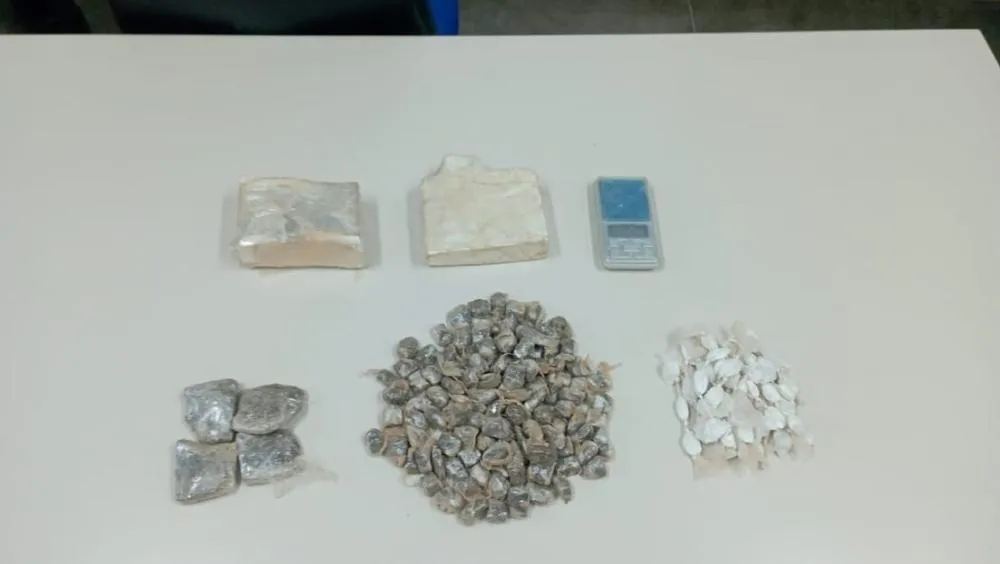 Suspeito de tráfico é preso em Tanque Novo