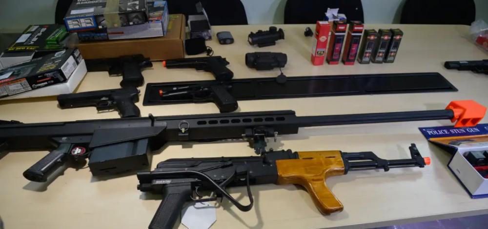 Governo federal proíbe o uso de armas de cano longo semiautomáticas por civis