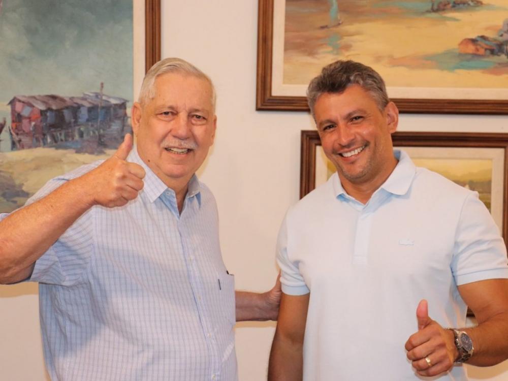  Vice-prefeito de Guanambi deixa partido de Nilo Coelho e se aproxima de partido da base do PT 