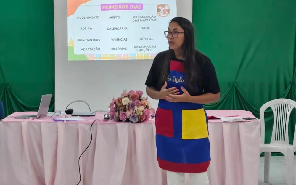 Ano letivo de 2026 começa com reformas e entrega de materiais em Igaporã