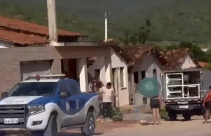 Região: Mulher é suspeita de matar companheiro a facadas