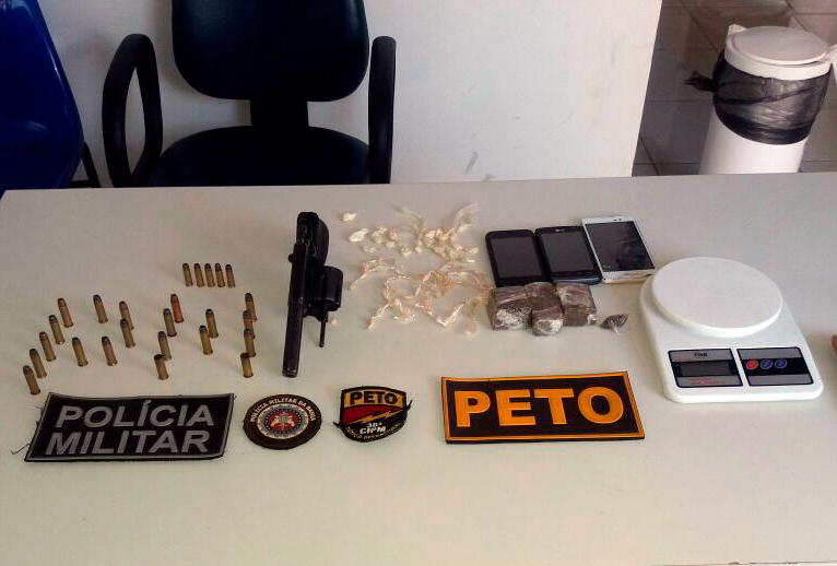 Arma e drogas são apreendidas e homem morre em confronto com a PM em Bom Jesus da Lapa