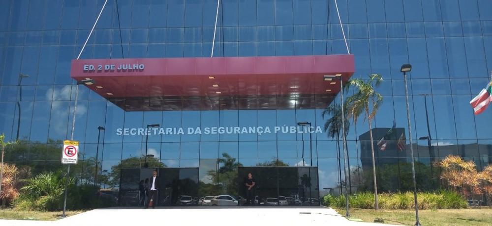 Quatro PMs envolvidos com assassinatos são presos em Salvador