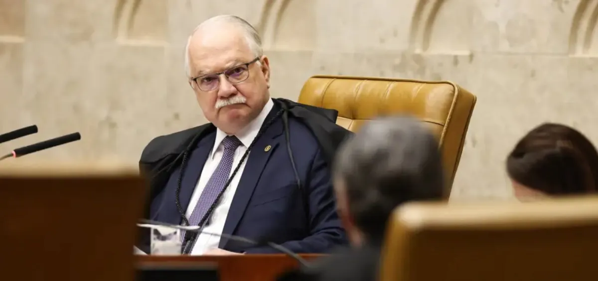 Fachin suspende decisões de Mendonça e Dino sobre afastamento do chefe da PF