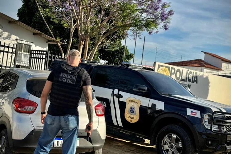 Empresário é preso em Poções com carro roubado e adulterado