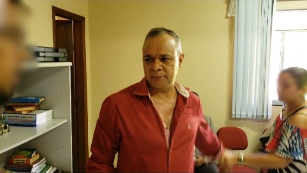 Sessão da Câmara de Vereadores termina em confusão entre equipe de reportagem e presidente do Legislativo em Rio do Antônio