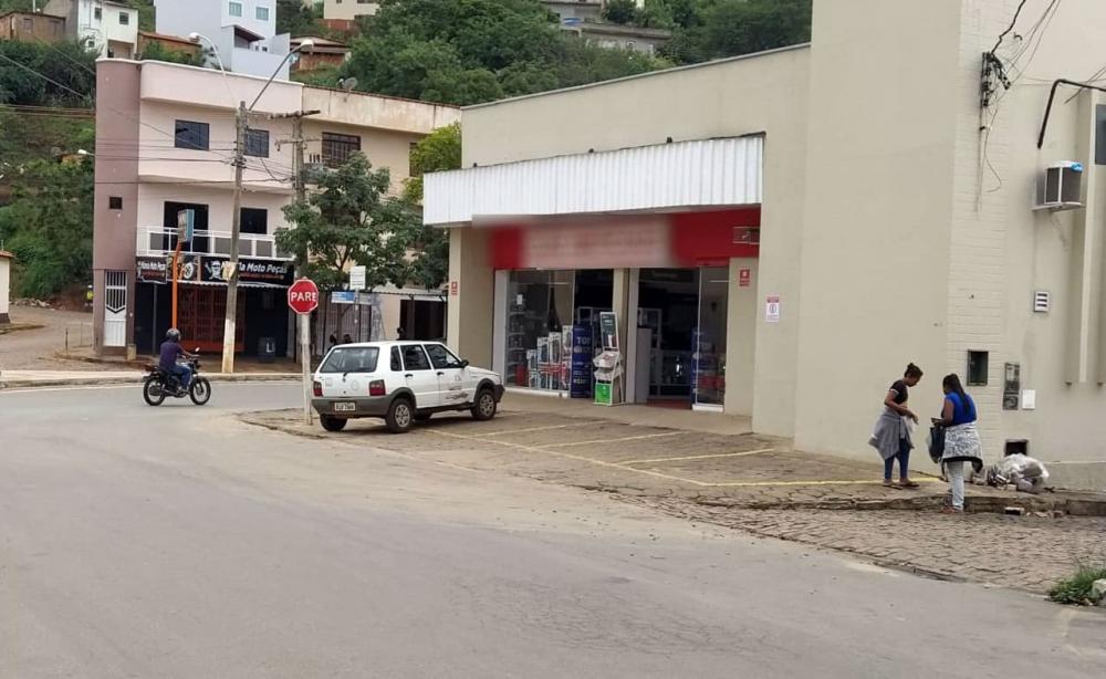 Comércios não essenciais descumprem decreto da prefeitura e funcionam em Caetité 