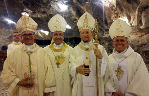 Novo Bispo toma posse na Diocese de Bom Jesus da Lapa
