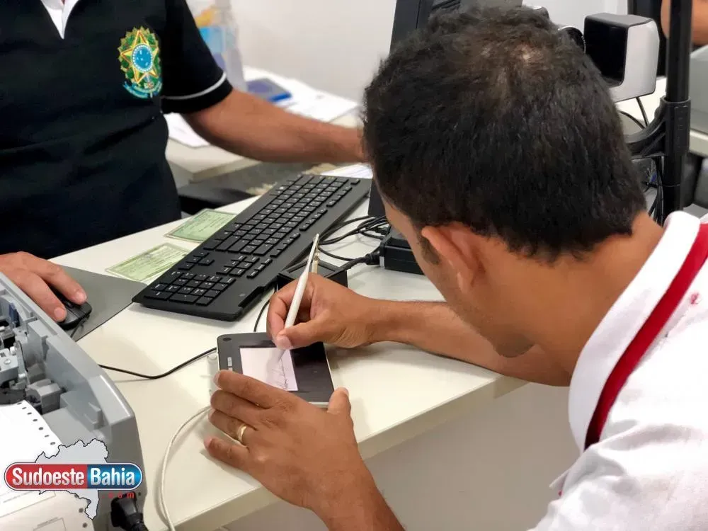 Prazo para solicitar voto em trânsito termina nesta semana; confira