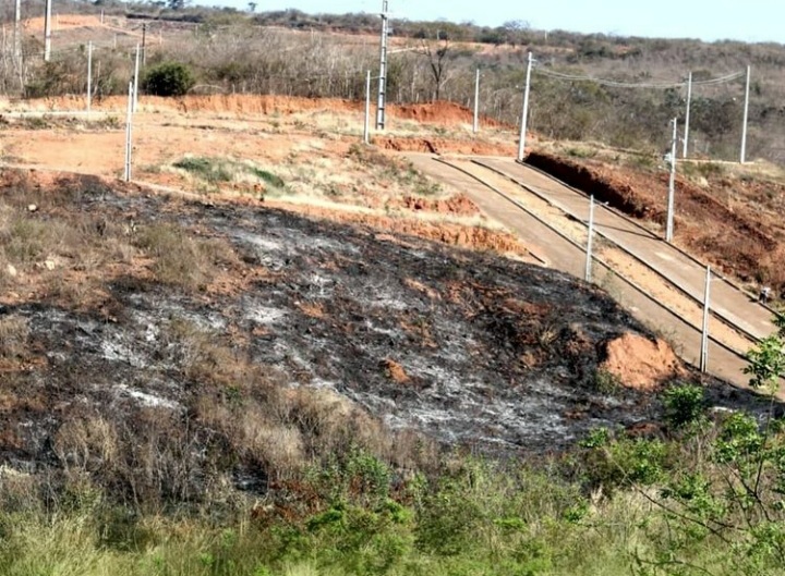 Incêndio é registrado nas imediações da Unacon em Caetité 