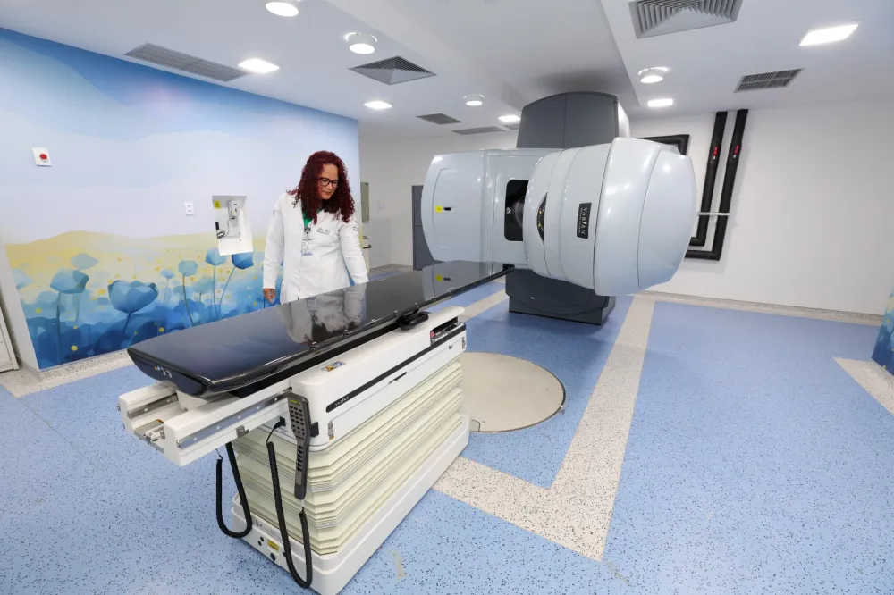 Hospital do Oeste ganha serviço de radioterapia em Barreiras