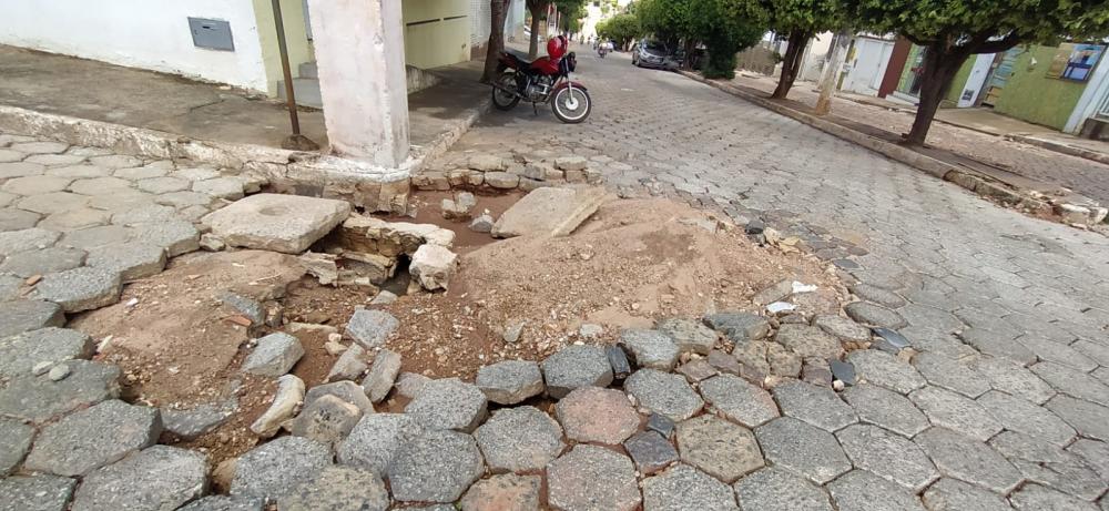 Temporal deixa rastro de destruição em Caetité 
