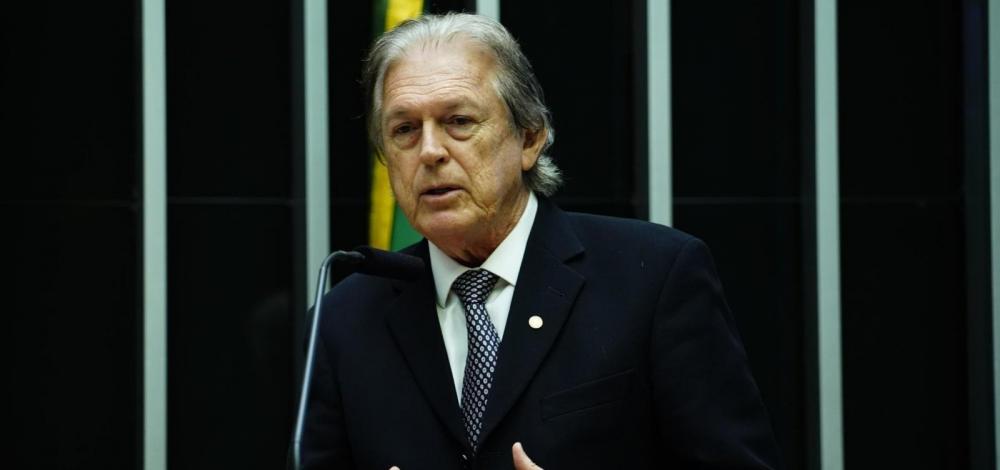 Empresário diz que esquema desviou R$ 30 mil para campanha de chefe do PSL