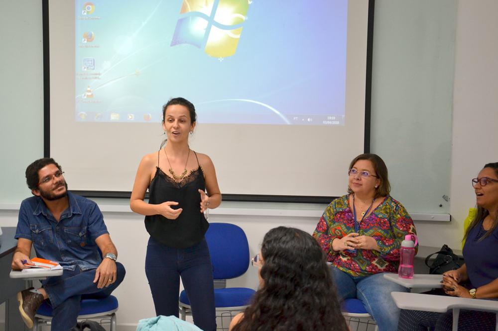 Guanambi: Curso de Jornalismo promove debate sobre fake-news e Código de Ética do Jornalismo