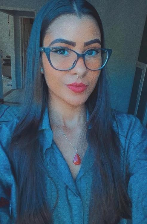 Estudante de psicologia de Paramirim faz uso de popularidade na internet para falar sobre saúde mental 