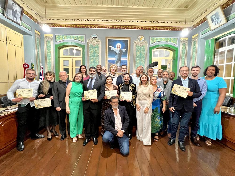 Academia Caetiteense de Letras celebra 22 anos com Sessão da Saudade em homenagem a Tânia Martins e de posse dos novos membros