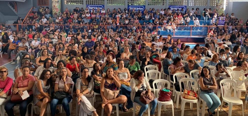 Governo desconta salários de professores após paralisações, diz APLB