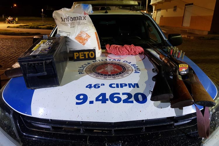 Polícia apreende armas e 30 Kg de material explosivo de garimpo clandestino, em Livramento