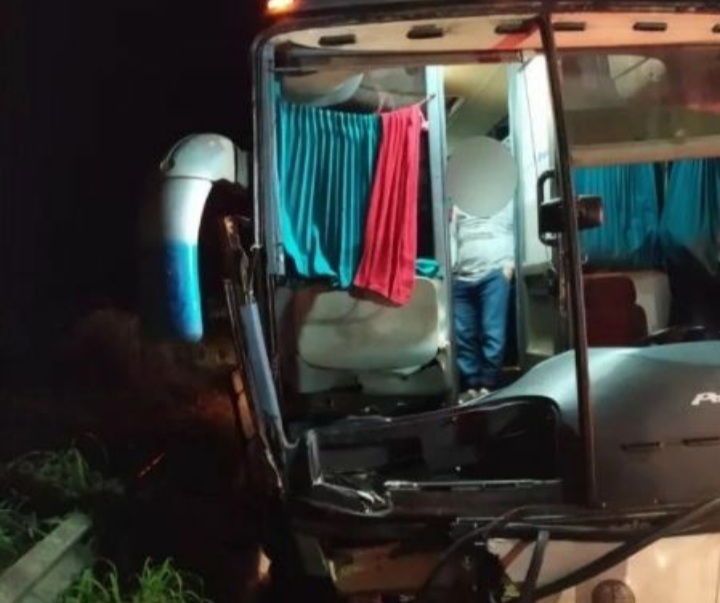 Acidente ocorrido na BR-020, no estado de Goiás, vitima fatalmente cinco pessoas de Sítio do Mato, na Bahia