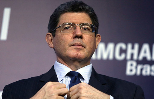 Governo recua e adiantamento do 13º salário a aposentados será mantido