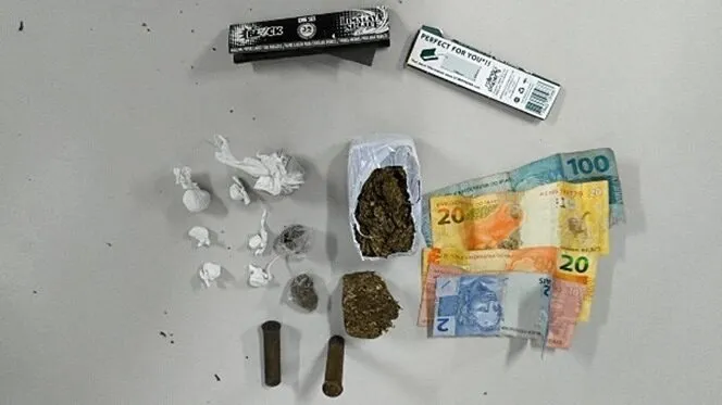 Suspeito de tráfico é preso durante ação da PM em Guanambi