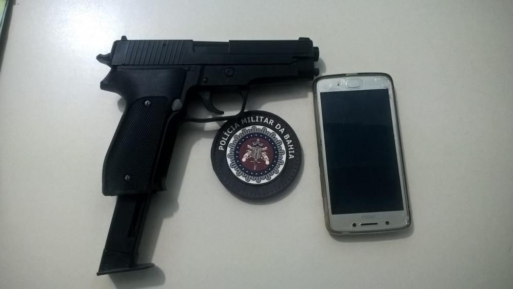 Assaltantes caem de moto e acabam presos após roubar adolescente em Palmas de Monte Alto